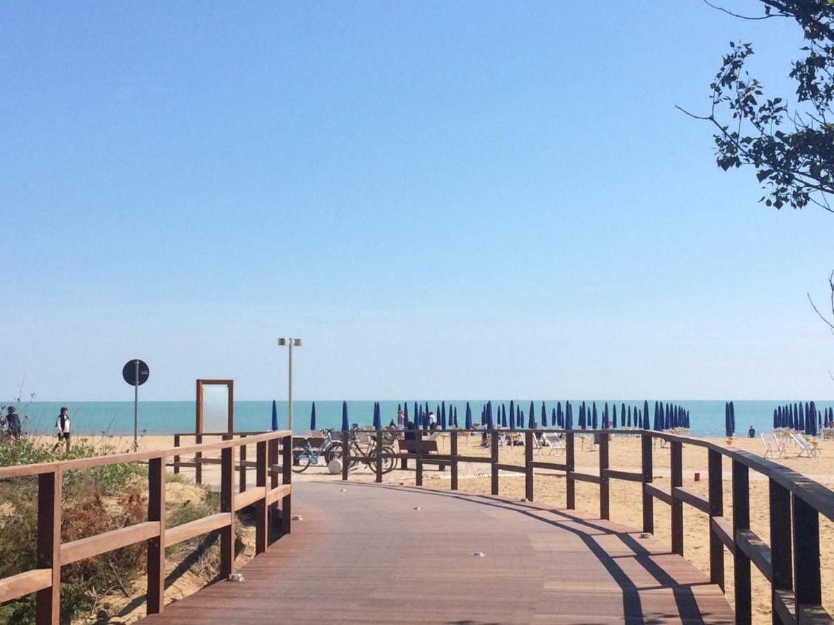 Villa Paola Bibione Esterno foto